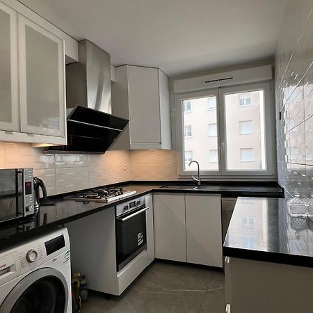 Location 3 Chambres Spacieuses Dans Appartment 2 Mn Rer Bussy Saint Georges Exterior foto